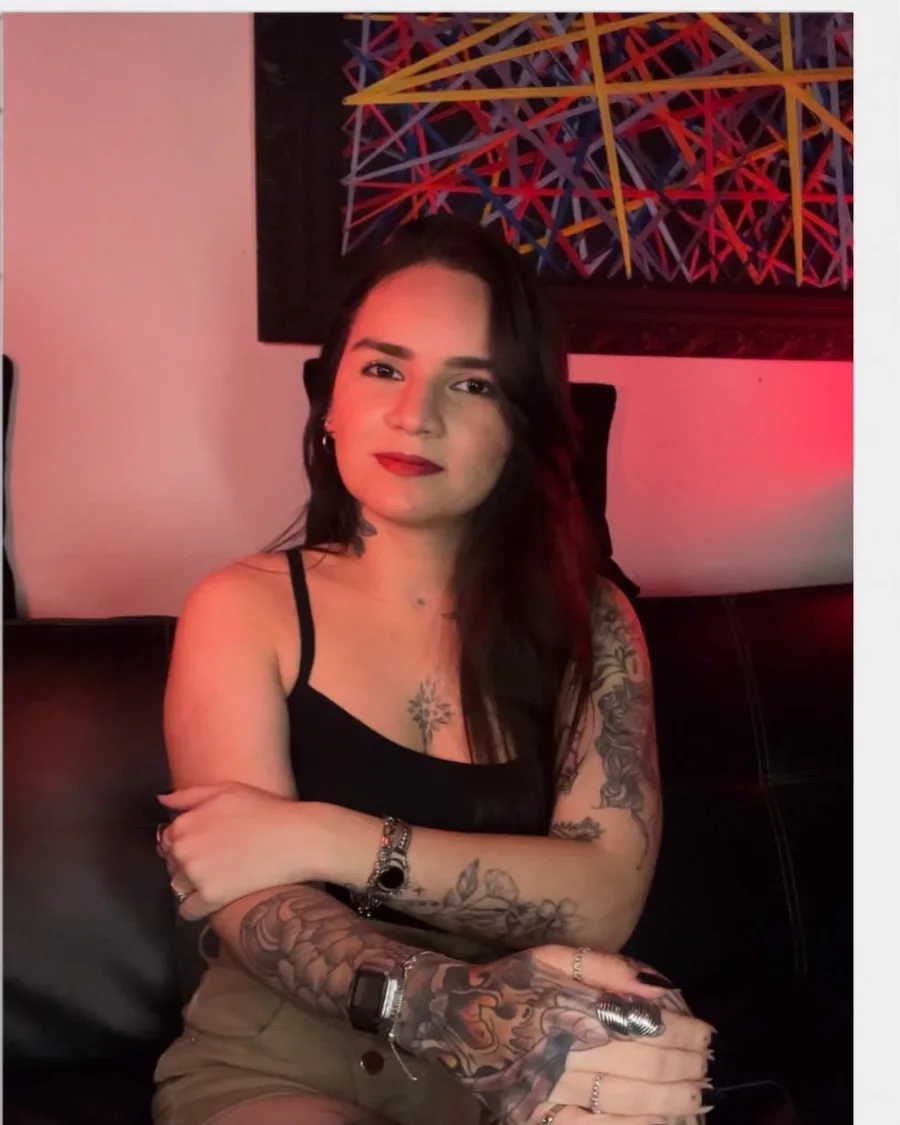 Andreza, artista da Chakra Tattoo