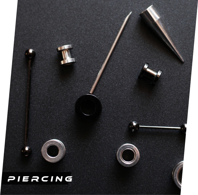 Serviço de piercing na Chakra Tattoo em Santo André